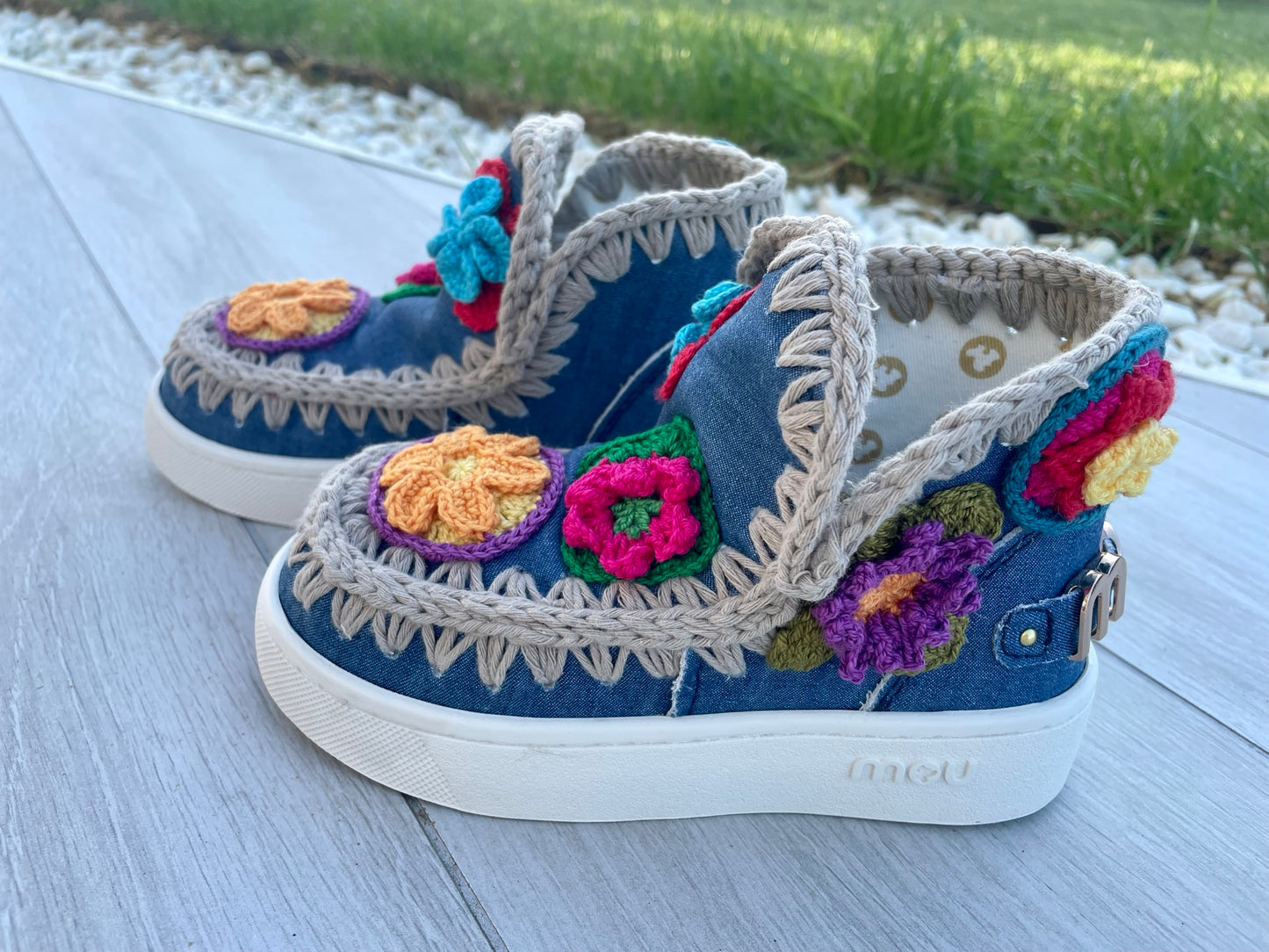 Summer eskimo sneaker kid crochet flowers