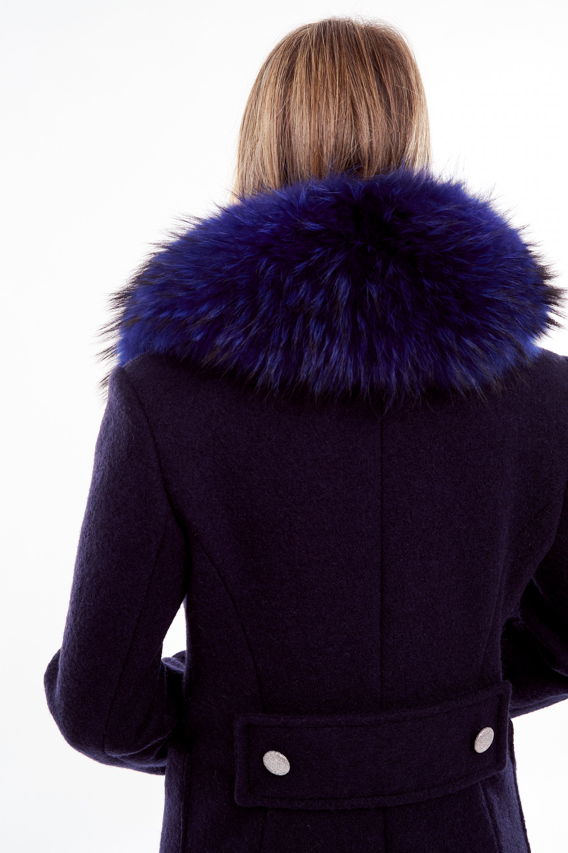 Cuello pelo azul abrigo lana